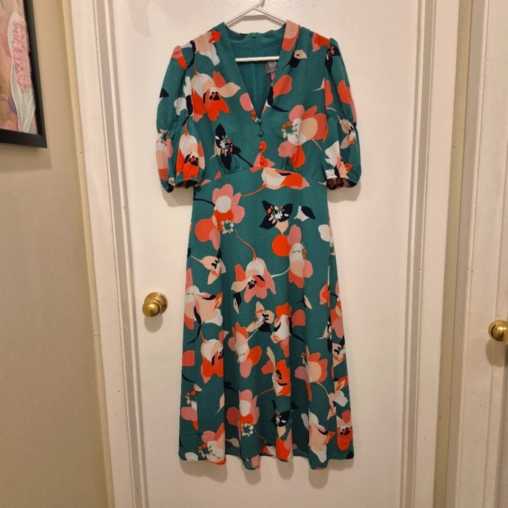 VINCE CAMUTO Pebble Crepe Vintage Floral Midi Dress Puff Sleeves Pockets Size 6